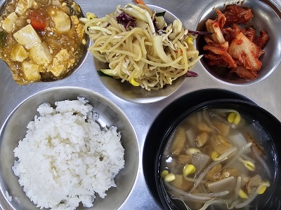 7.11:쌀밥,북어무국,마파두부,간장쫄면무침,배추김치